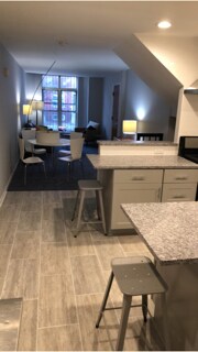 kitchen - 225 E Lafayette Ave