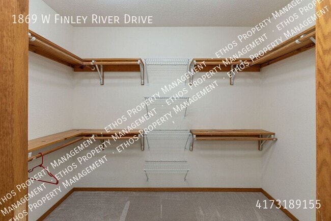 Building Photo - 1869 W Finley River Dr