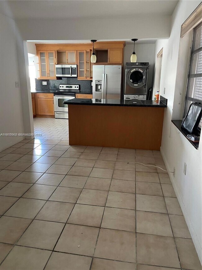 Building Photo - 4315 Harrison St