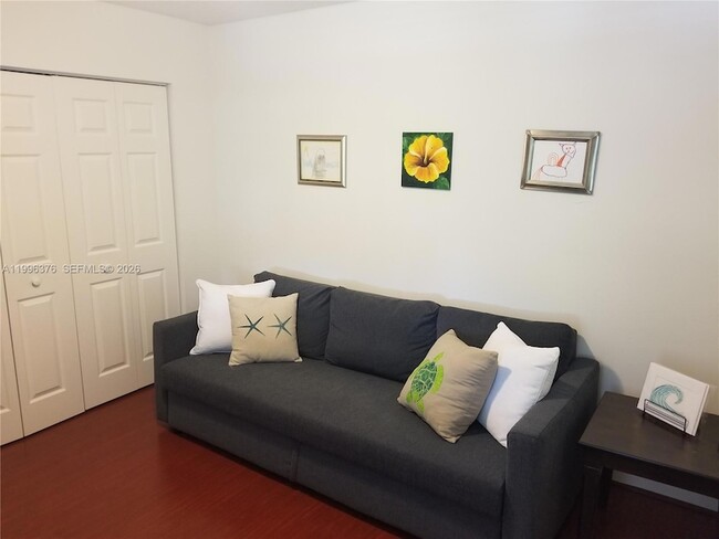 Building Photo - 4719 NW 96th Pl