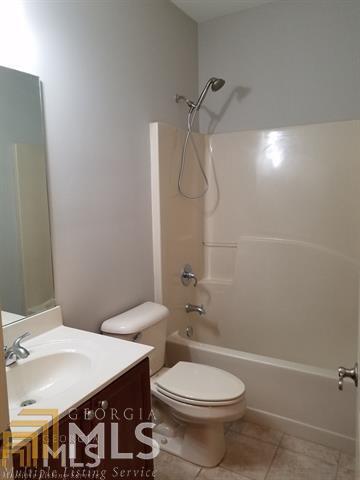 Building Photo - 175 Spinner Dr