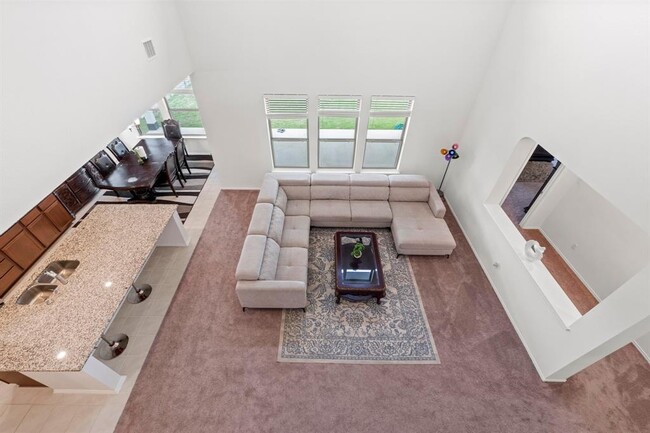 Building Photo - 4729 San Rufo Dr