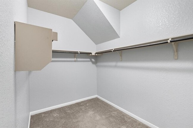 Building Photo - 261 Northern Flicker St