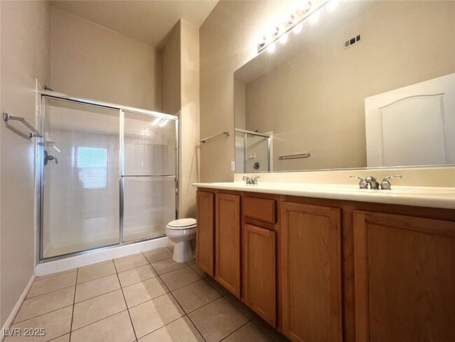 Building Photo - 2305 W Horizon Ridge Pkwy