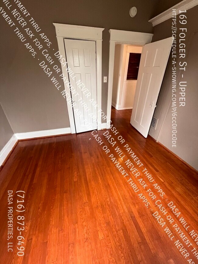 Building Photo - 169 Folger St