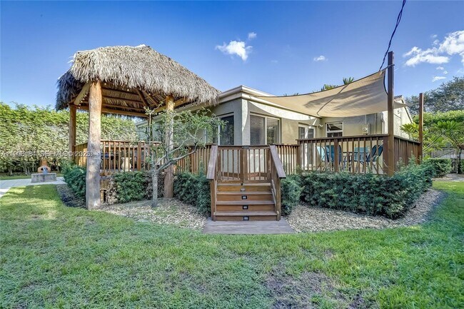 Building Photo - 1637 Cleveland St