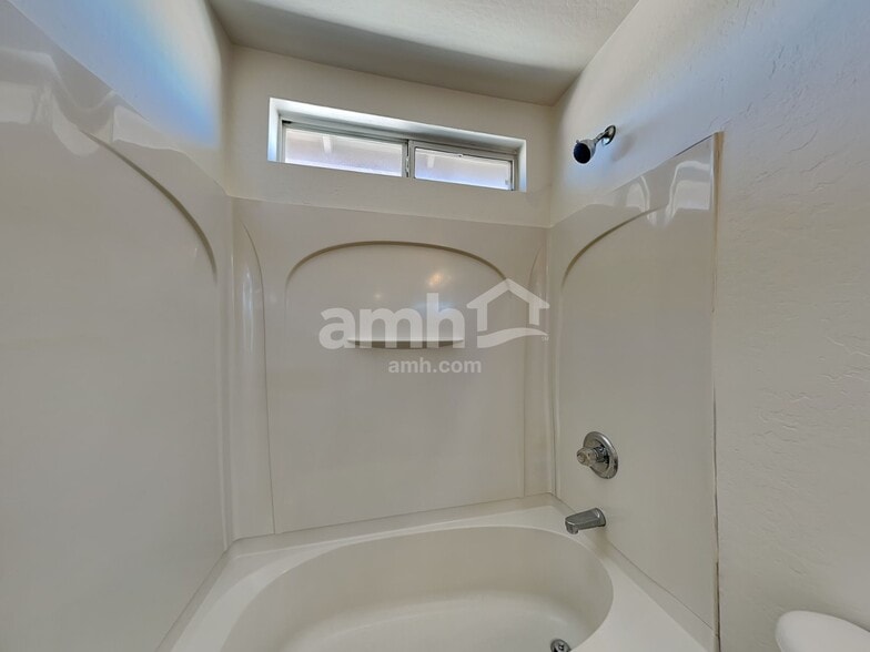 Building Photo - 22377 W Solano Dr