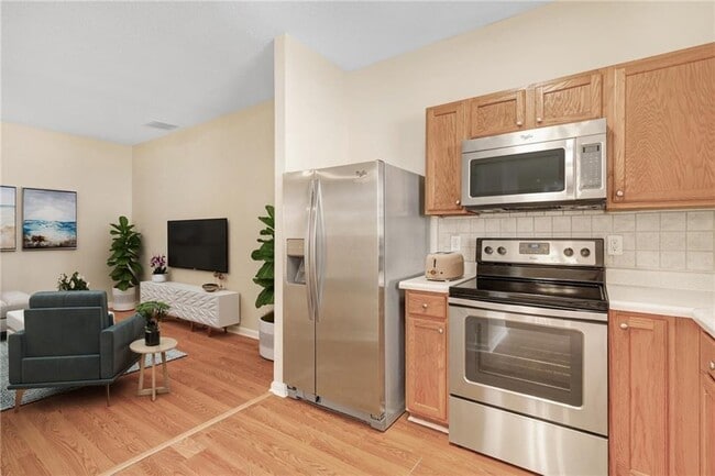 Building Photo - 1102 Pleasant Oaks Ct