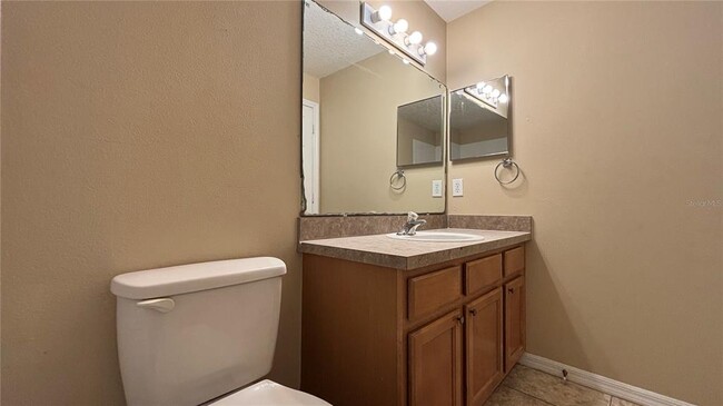 Building Photo - 252 Bramley Ct