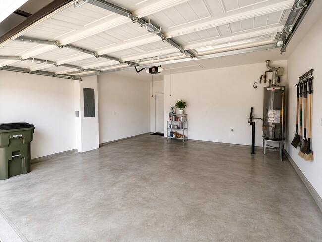Building Photo - 1817 Neswick Ct