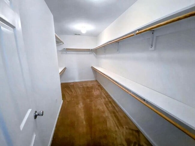 Building Photo - 10104 Terrace Ct