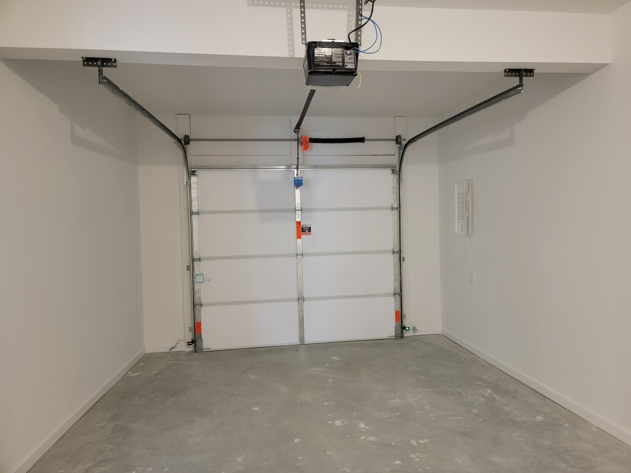 Building Photo - 122 Robert Cir