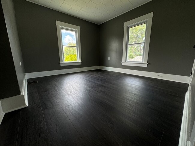 Building Photo - Rent to Own in Crestline Available Now