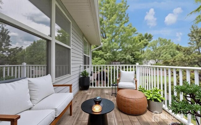 Building Photo - 353 Ventnor Ct