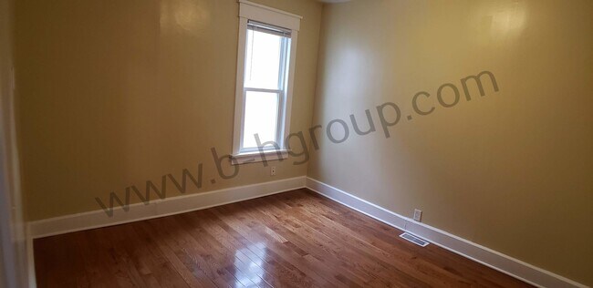 Building Photo - 6716 23rd Ave