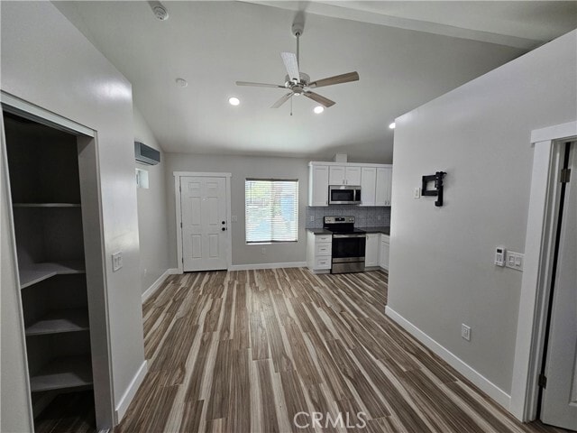 Building Photo - 6570 Mt Diablo Ave