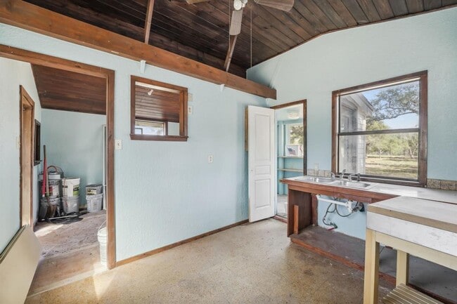 Building Photo - 1739 Starwood Dr