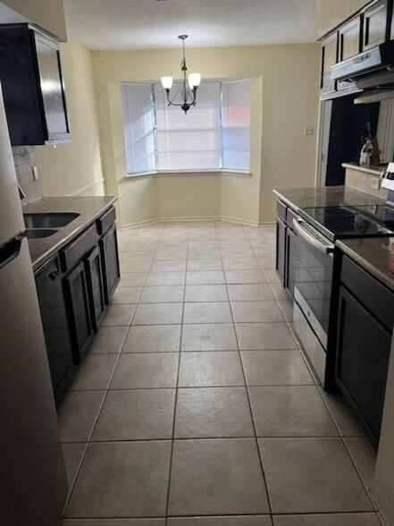 Building Photo - 15814 Havenhurst Dr