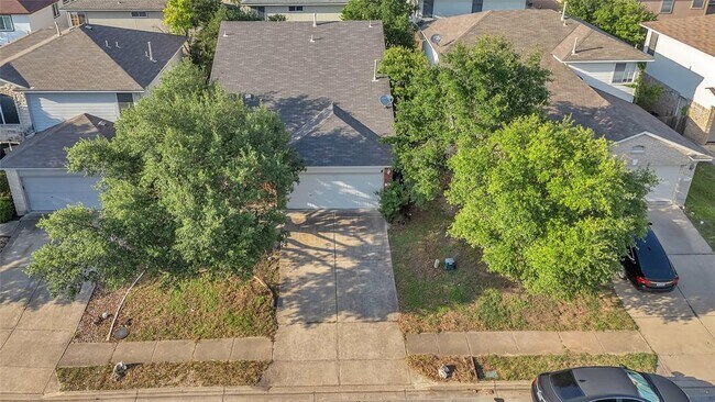 Building Photo - 1012 Traci Michelle Dr