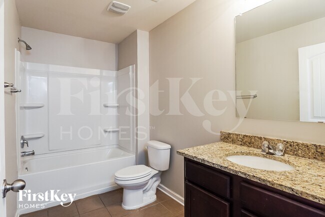 Building Photo - 134 Rosegate Dr