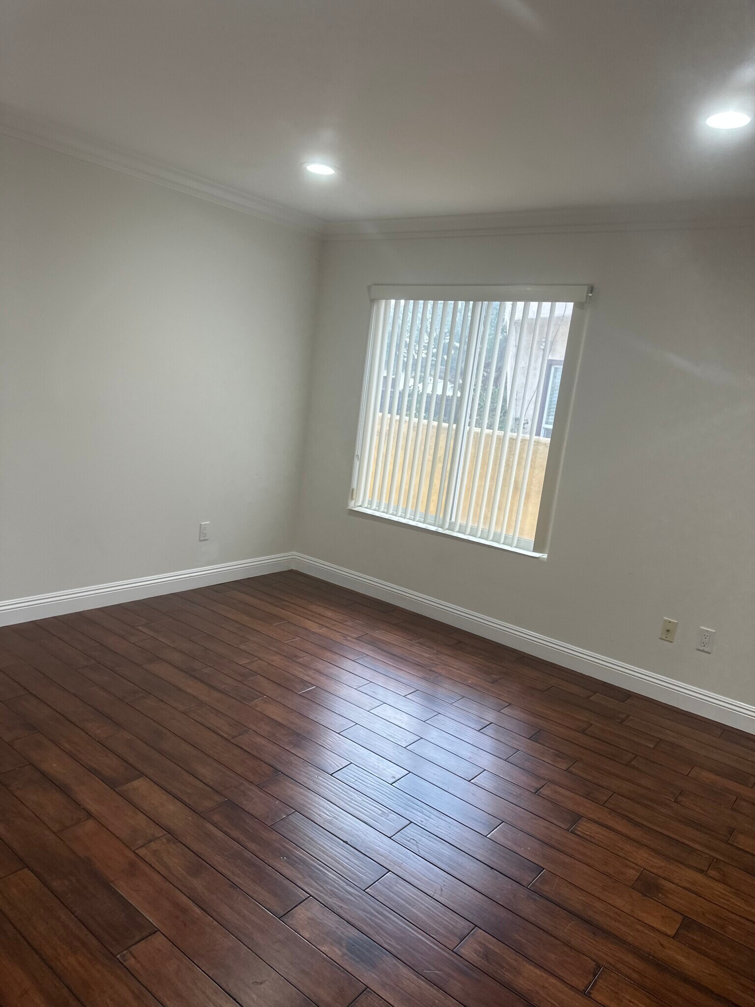 Building Photo - 2820 W 154th St