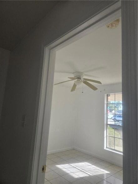 Building Photo - 901 W Genie St