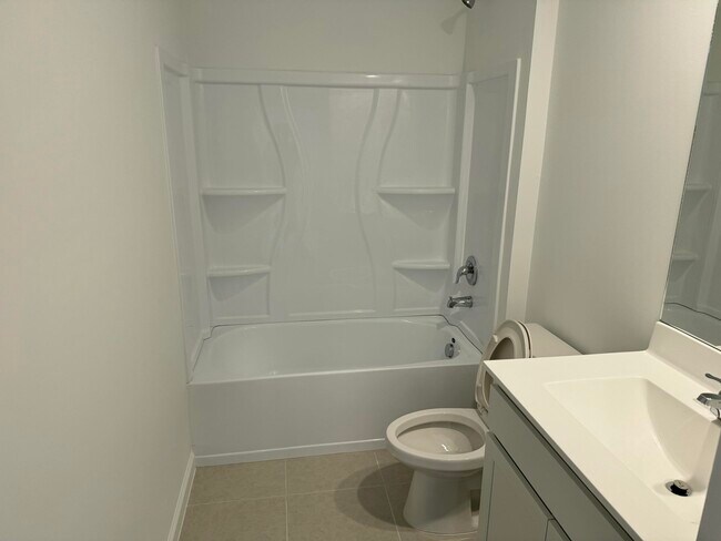 Building Photo - 10856 NW Everbreeze Dr