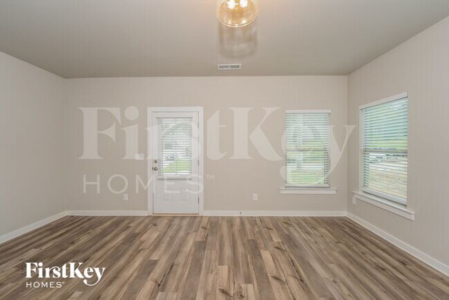 Building Photo - 1620 Brookhaven Dr