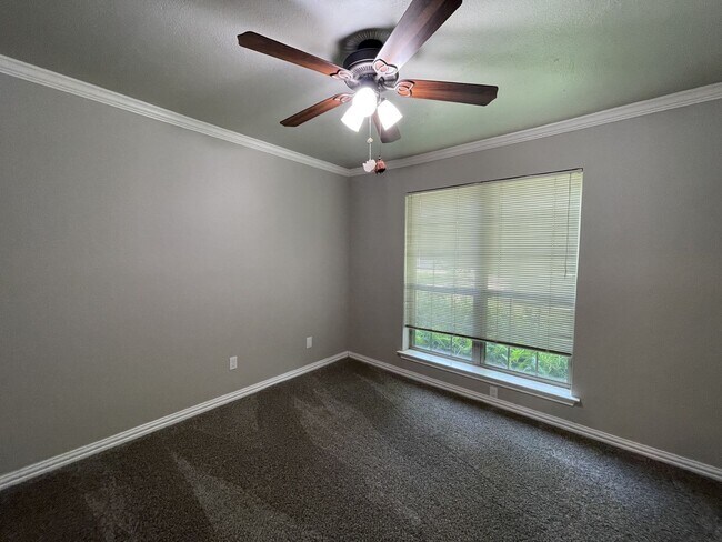 Building Photo - 3209 Bridlegate Dr