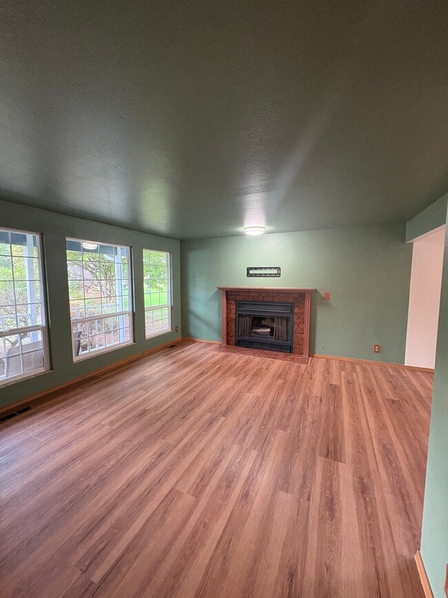 Building Photo - 15406 SE 176th Pl