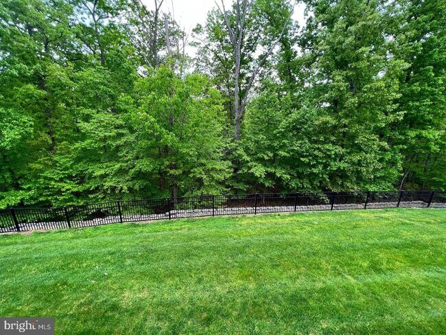 Building Photo - 356 Paladium Ct