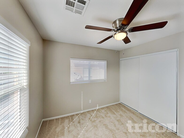 Building Photo - 10270 Nolinas St