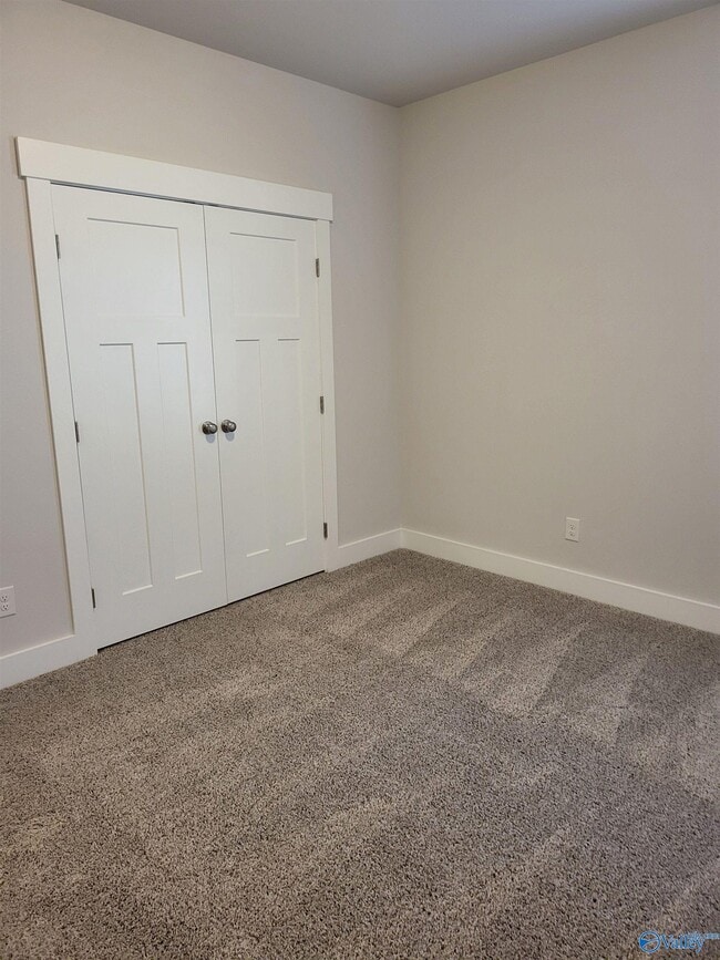 Building Photo - 124 Keller Dr