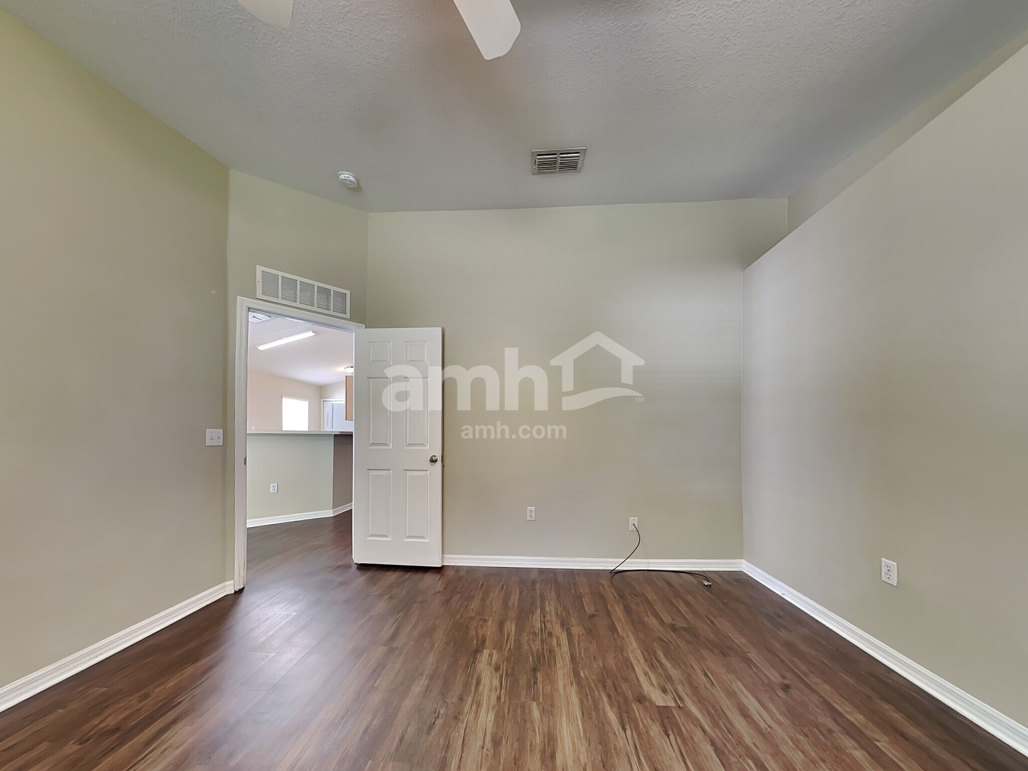 Building Photo - 3245 Helmel Ct