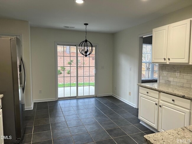 Building Photo - 109 Cranwell Ct
