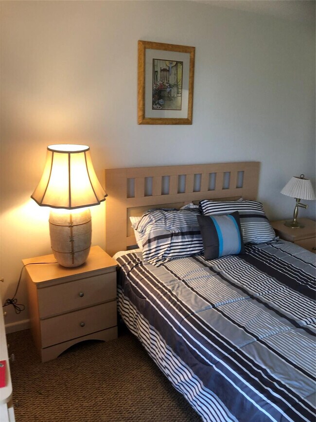 Building Photo - 850 Ter