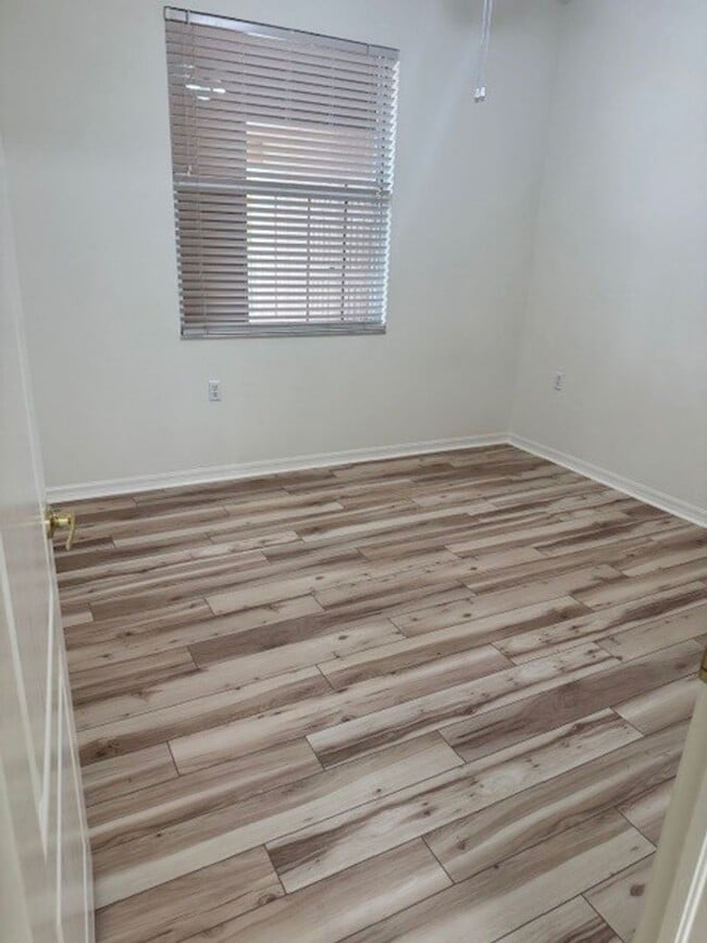 Building Photo - Osprey Cove 2/2-