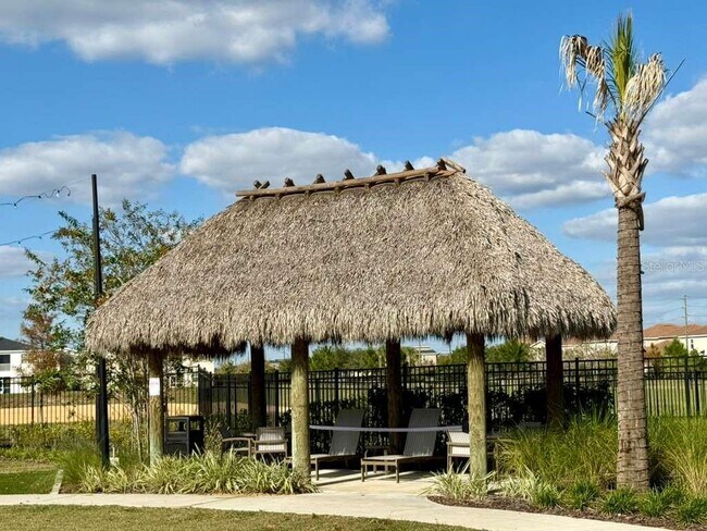 Building Photo - 120 Bogey Dr