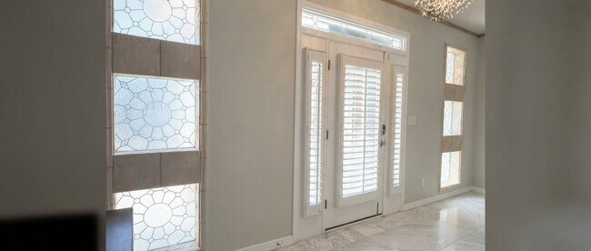 Building Photo - 1500 Bayou Blvd