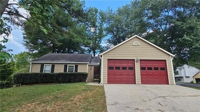 Building Photo - 105 Brooks Bridge Ct