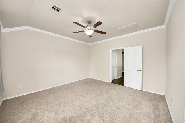 Building Photo - 6427 Densberry Ln