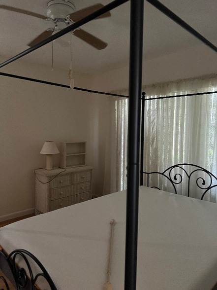 Building Photo - 3248 SE Aster Ln