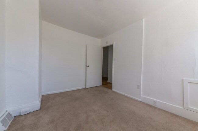 Building Photo - 1929 Arlington Ave