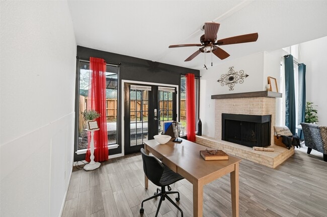 Building Photo - 3226 Poe Dr