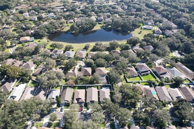Building Photo - 739 Straw Lake Dr