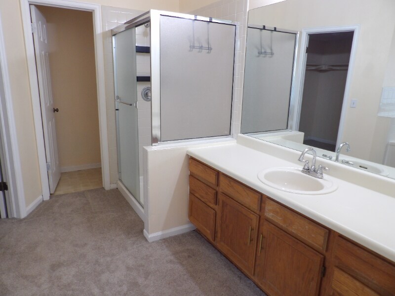 Building Photo - 3830 Gingham Way