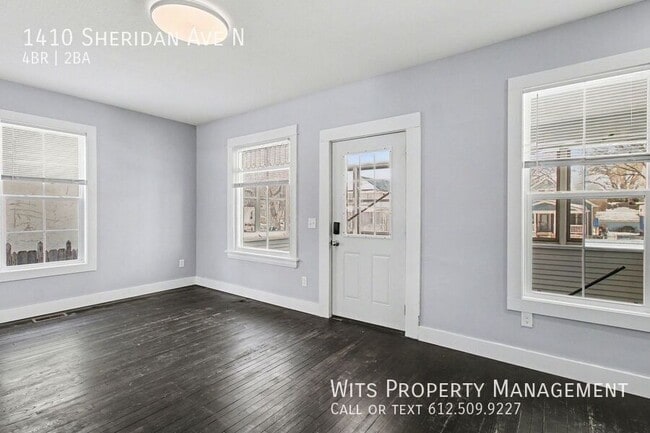 Building Photo - 1410 N Sheridan Ave