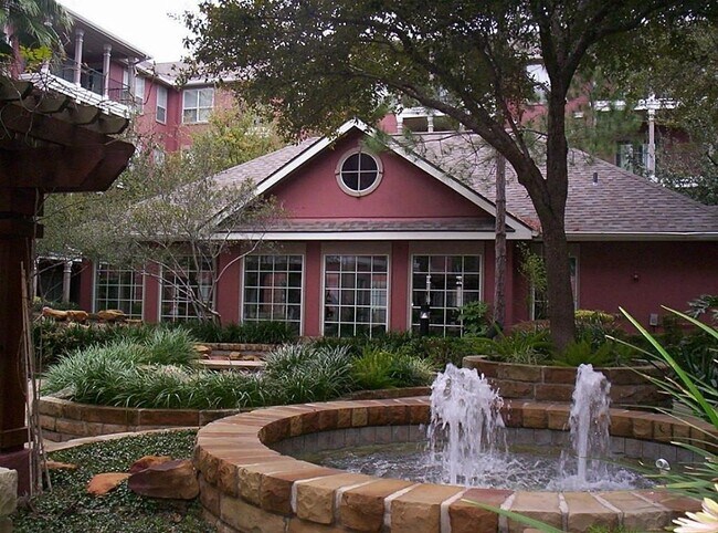 Building Photo - 2400 McCue Rd