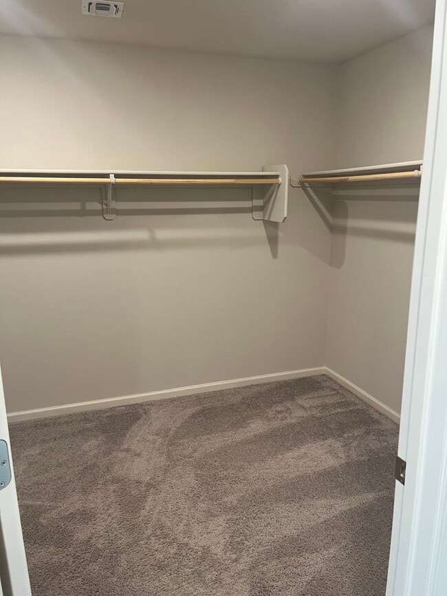 Building Photo - Beautiful 4 Bedroom 3 Bathroom home in the highly desired neighborhood at Canyons at Whetstone in...