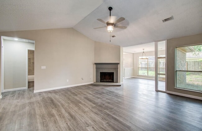 Building Photo - 5803 Forest Timbers Dr